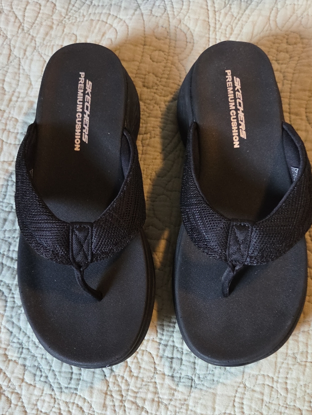 Skechers  Black Premium Cushion Flip-Flop Sandals